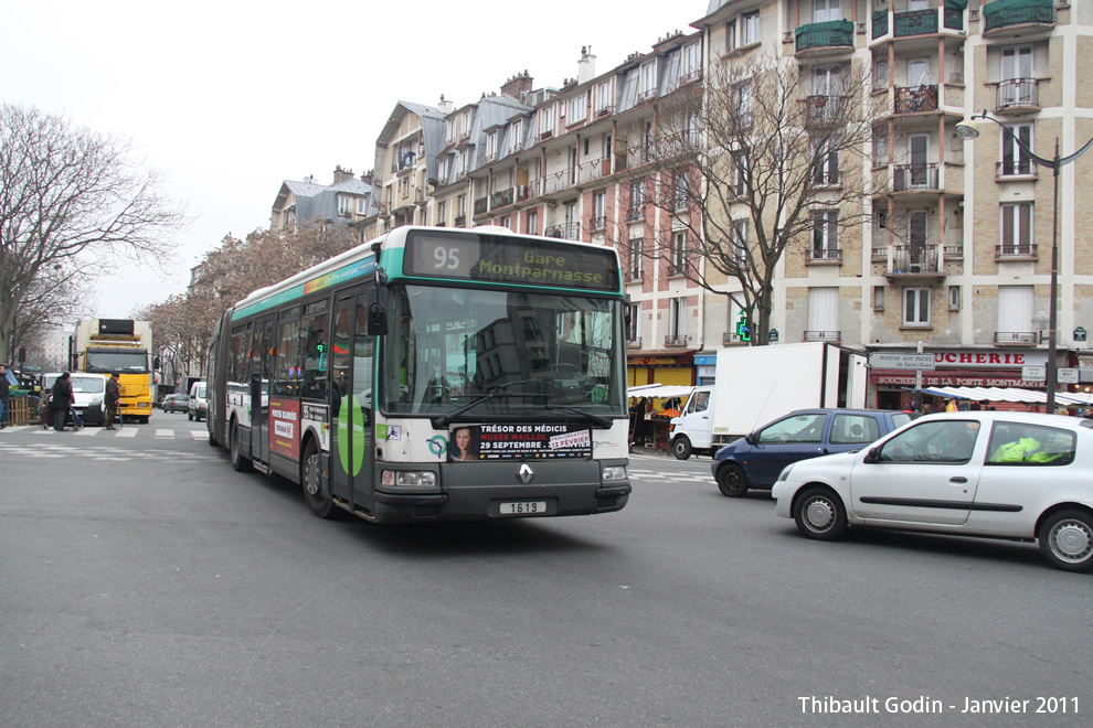 Bus 1619 sur la ligne 95 (RATP) à Porte de Montmartre (Paris)