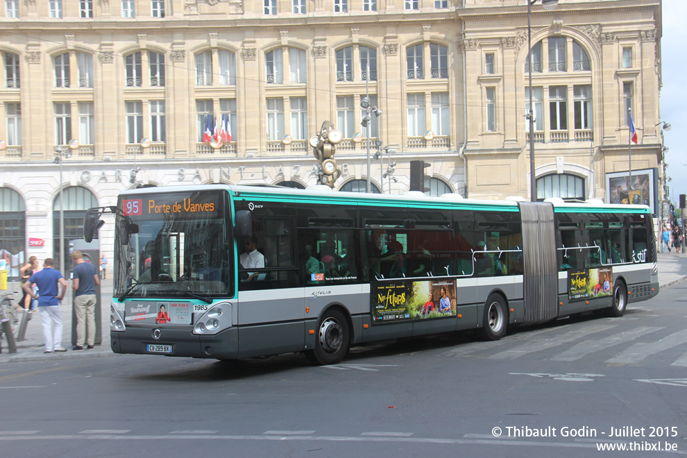 Bus 1985 (CV-289-BX) sur la ligne 95 (RATP) à Gare Saint-Lazare (Paris)