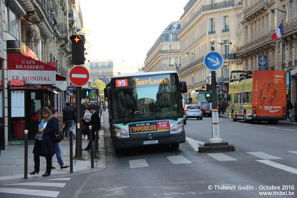 Bus 1657 (CX-269-HF) sur la ligne 95 (RATP) à Auber (Paris)
