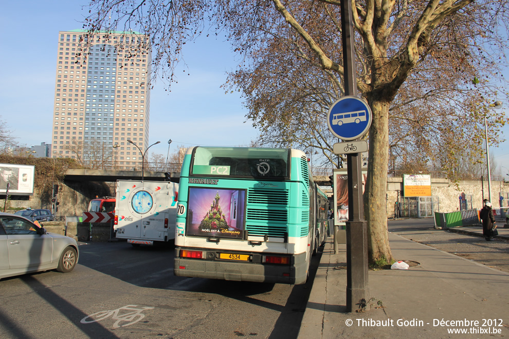Bus 4534 sur la ligne 98 (PC2 - RATP) à Porte de la Villette (Paris)