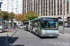 Bus 1673 (CY-142-SK) à Montparnasse – Bienvenüe (Paris)