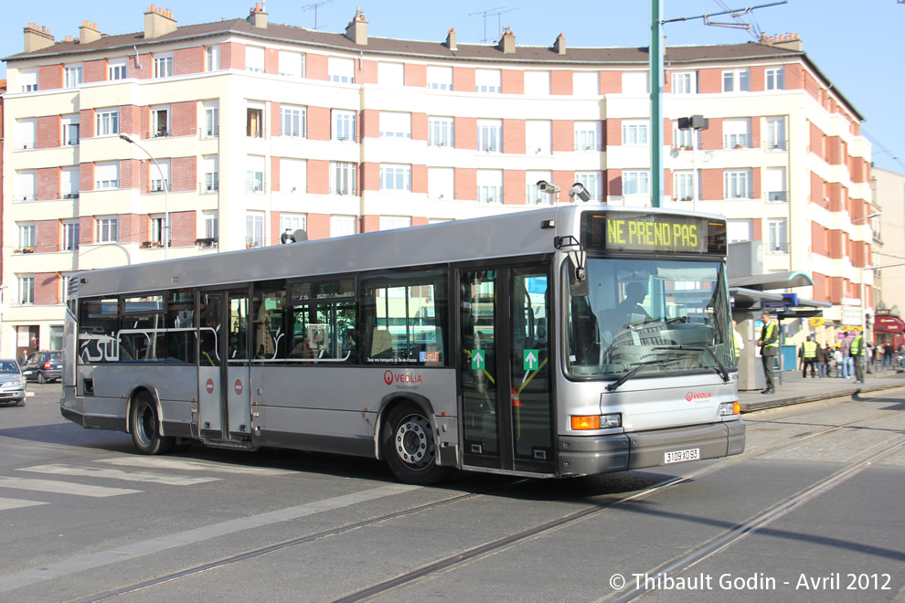 Bus 46746 (3109 XD 93) à La Courneuve