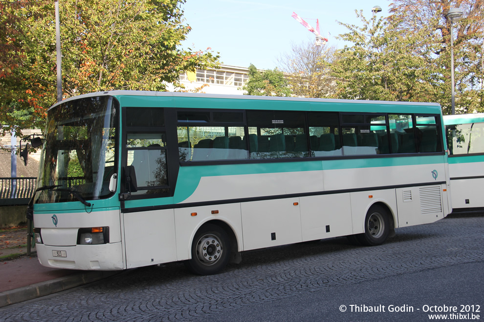 Bus 923 à Saint-Cloud