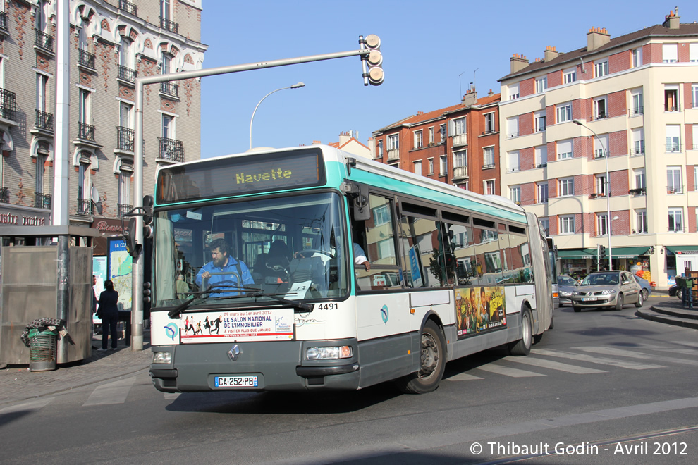 Bus 4491 (CA-252-PB) sur la navette T1 (RATP) à La Courneuve