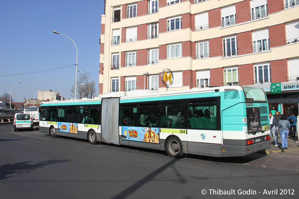 Bus 1533 (BY-975-RV) sur la navette T1 (RATP) à La Courneuve