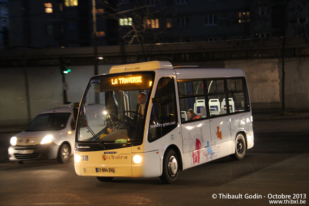Bus (CY-894-ZH) sur la ligne 15 (Traverse Brancion-Commerce - B.E. Green) à Brancion (Paris)