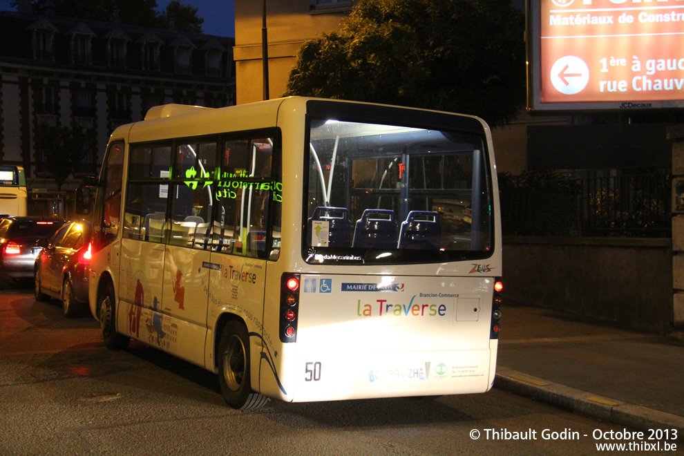 Bus (CY-894-ZH) sur la ligne 15 (Traverse Brancion-Commerce - B.E. Green) à Brancion (Paris)