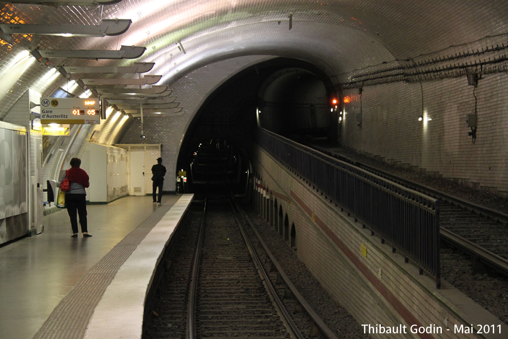 Station Mirabeau sur la ligne 10 (RATP) à Paris