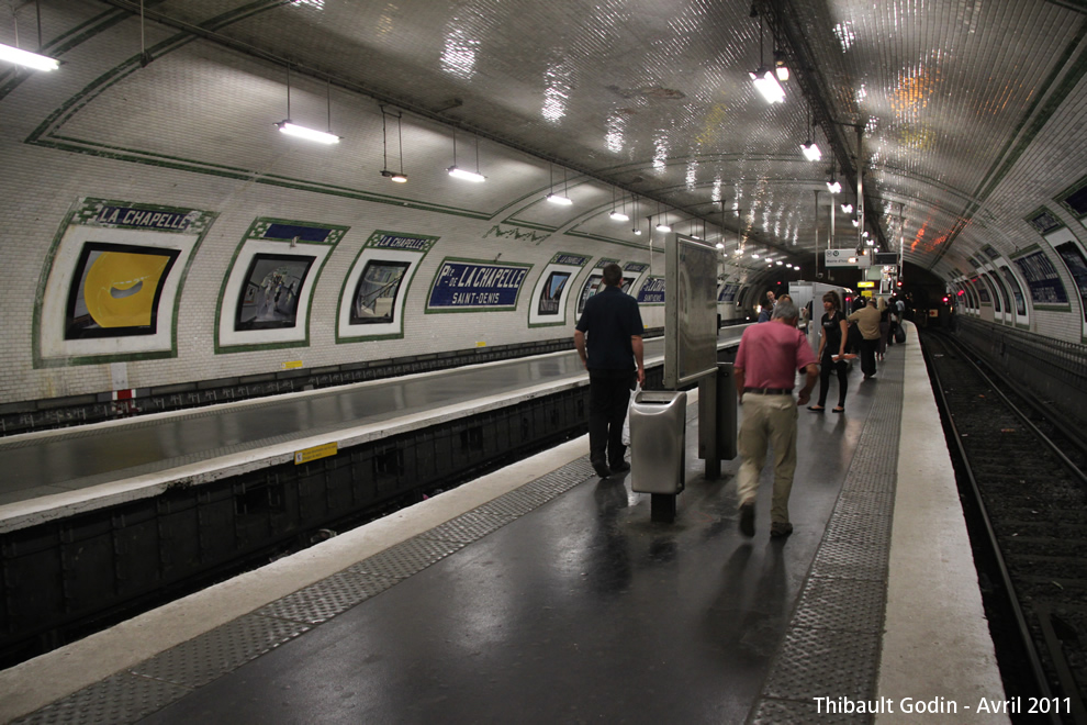 Station Porte de la Chapelle sur la ligne 12 (RATP) à Paris