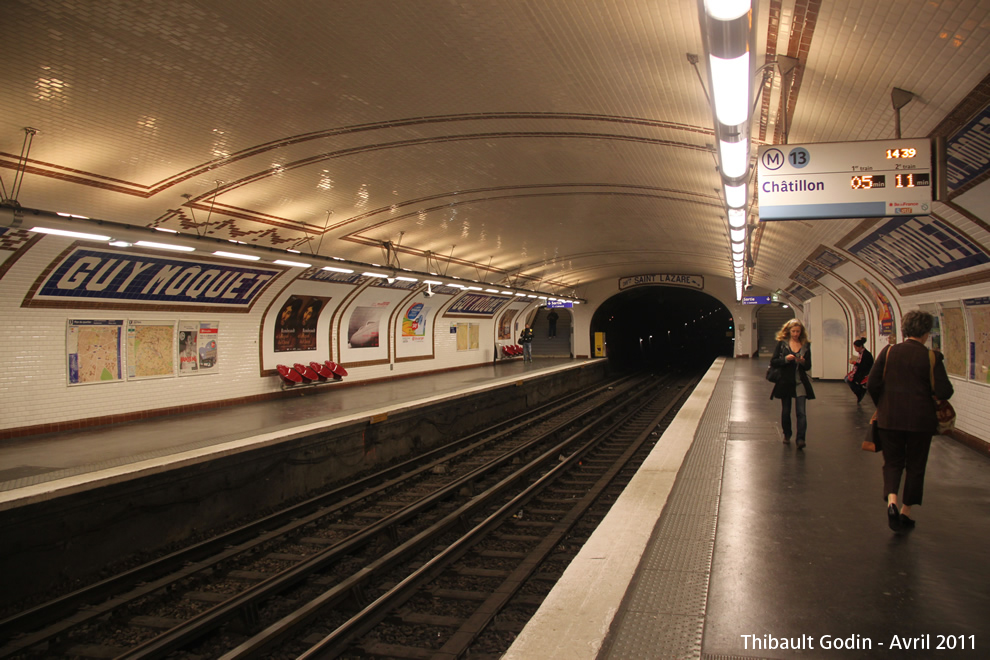 Station Guy Môquet sur la ligne 13 (RATP) à Paris