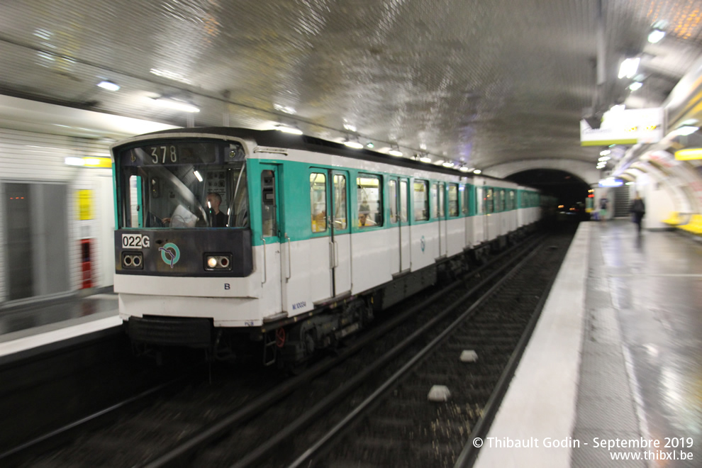 Métro 022G sur la ligne 3 (RATP) à Sentier (Paris)