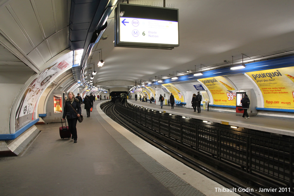 Station Denfert-Rochereau sur la ligne 4 (RATP) à Paris
