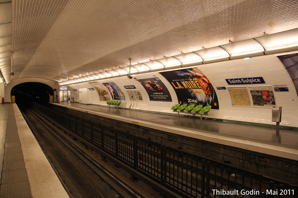 Station Saint-Sulpice sur la ligne 4 (RATP) à Paris
