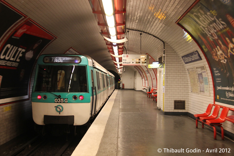 Métro 035G sur la ligne 7 (RATP) à Château-Landon (Paris)