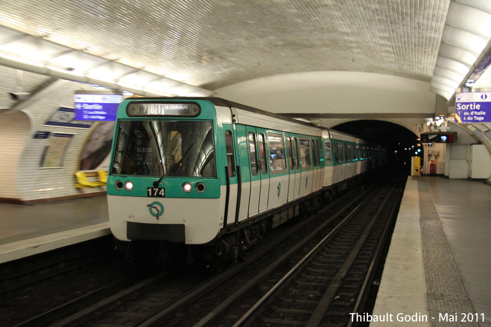 Métro 174 sur la ligne 7 (RATP) à Maison Blanche (Paris)