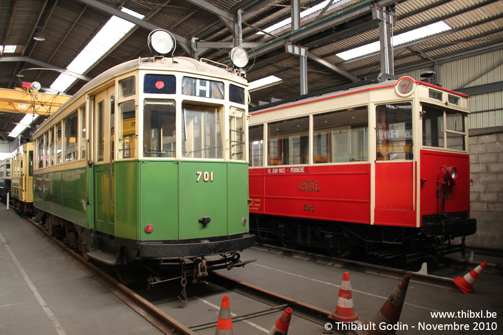 Trams 701 et 386 au Musée des transports urbains, interurbains et ruraux (AMTUIR) à Chelles