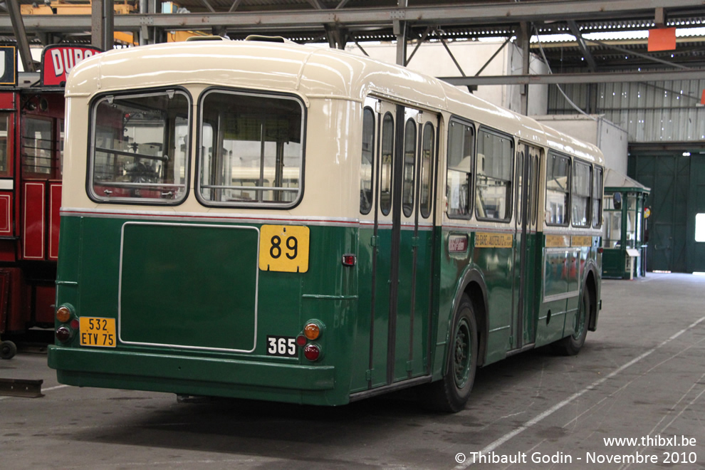 Bus 365 (532 ETV 75) au Musée des transports urbains, interurbains et ruraux (AMTUIR) à Chelles