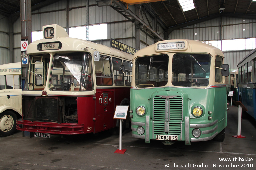 Bus 51 (326 BGH 75) et 251 (325 DAZ 75) au Musée des transports urbains, interurbains et ruraux (AMTUIR) à Chelles