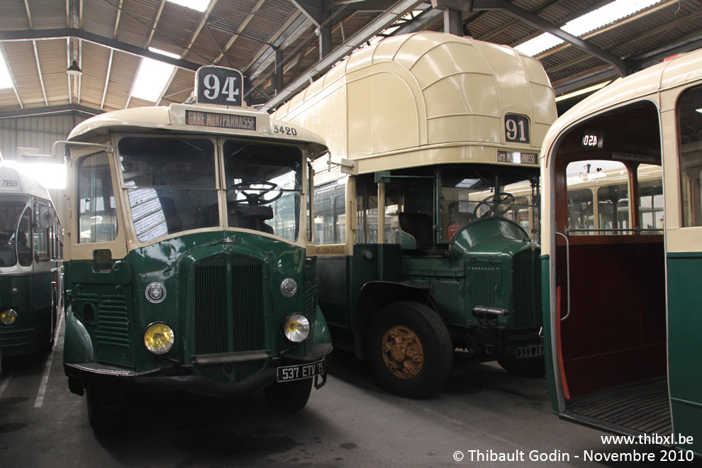 Bus 3420 au Musée des transports urbains, interurbains et ruraux (AMTUIR) à Chelles
