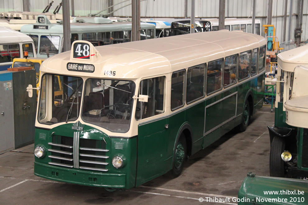 Bus 1496 au Musée des transports urbains, interurbains et ruraux (AMTUIR) à Chelles