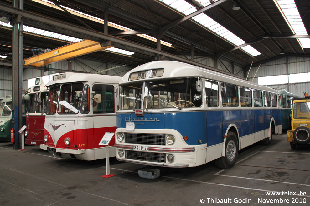 Bus 98 (653 HTV 75) au Musée des transports urbains, interurbains et ruraux (AMTUIR) à Chelles