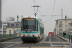 Tram 214 sur la ligne T1 (RATP) à Saint-Denis