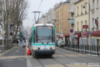 Tram 103 sur la ligne T1 (RATP) à L'Île-Saint-Denis