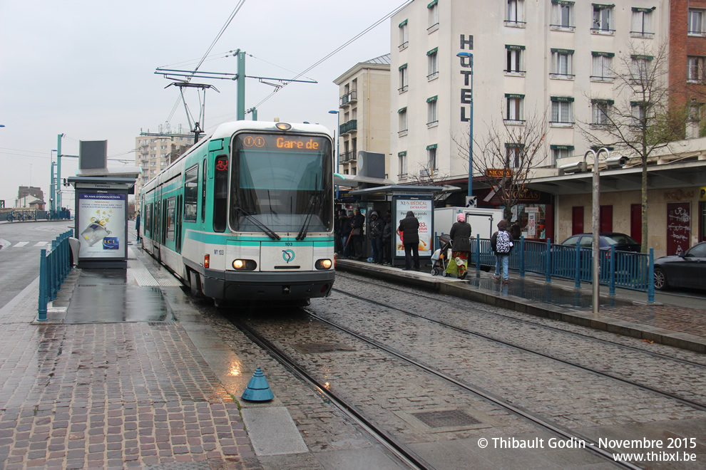 Tram 103 sur la ligne T1 (RATP) à Noisy-le-Sec