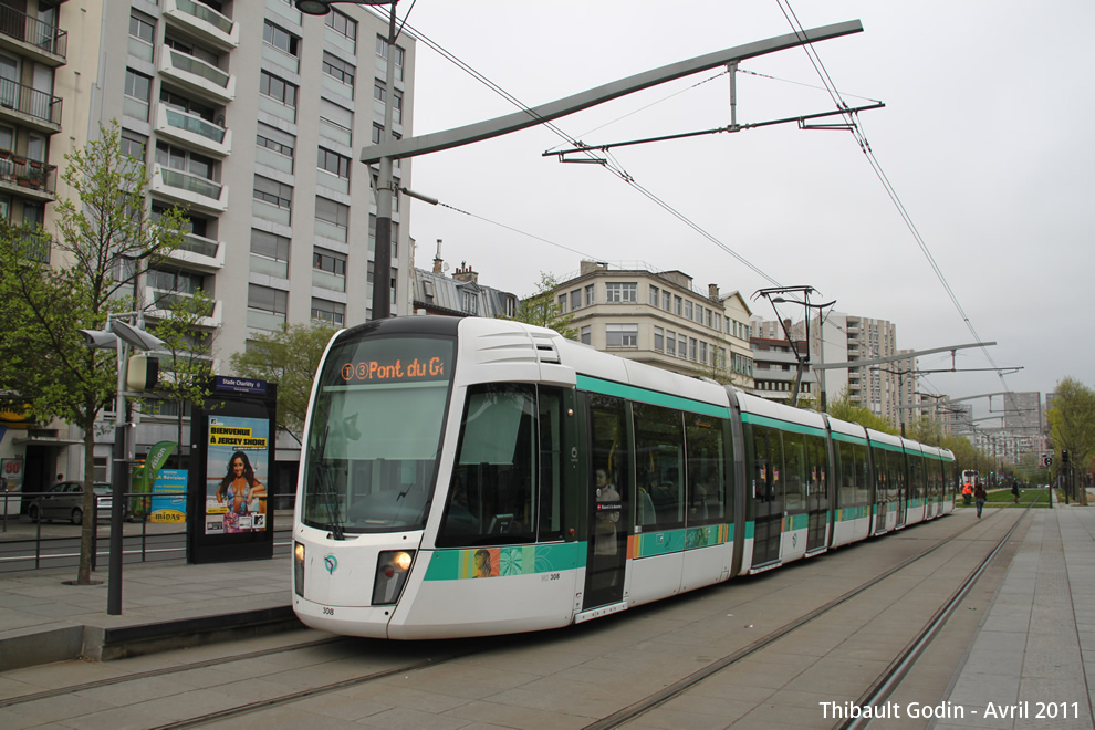 Tram 308 sur la ligne T3a (RATP) à Porte de Gentilly (Paris)