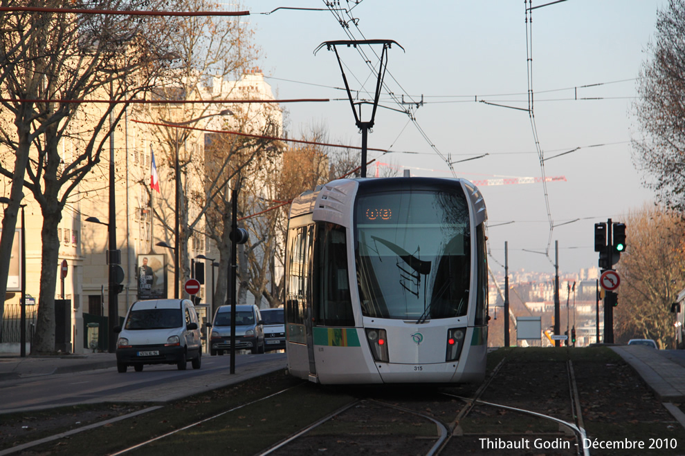 Tram 315 sur la ligne T3a (RATP) à Porte d'Ivry (Paris)