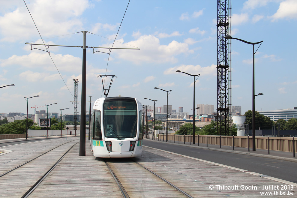 Tram 315 sur la ligne T3a (RATP) à Porte de Charenton (Paris)