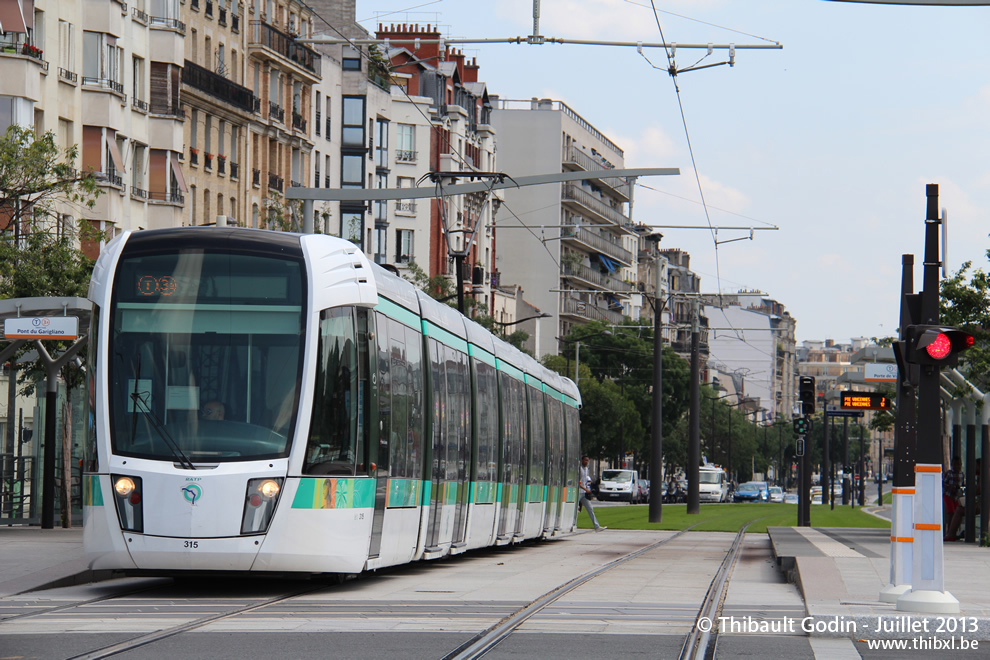 Tram 315 sur la ligne T3a (RATP) à Porte de Charenton (Paris)