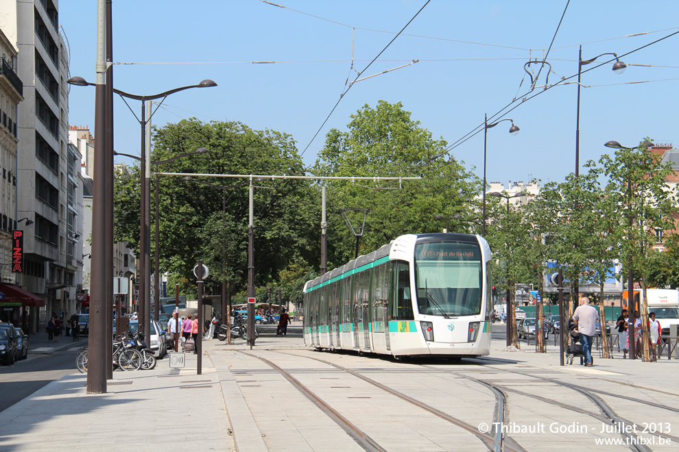 Tram 315 sur la ligne T3a (RATP) à Porte de Vincennes (Paris)