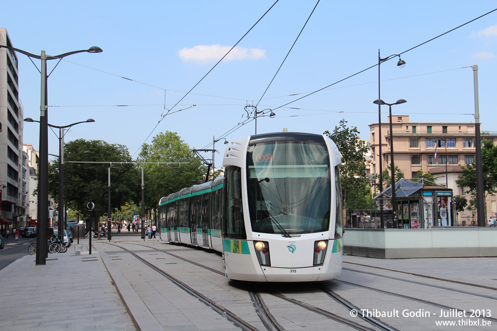 Tram 315 sur la ligne T3a (RATP) à Porte de Vincennes (Paris)