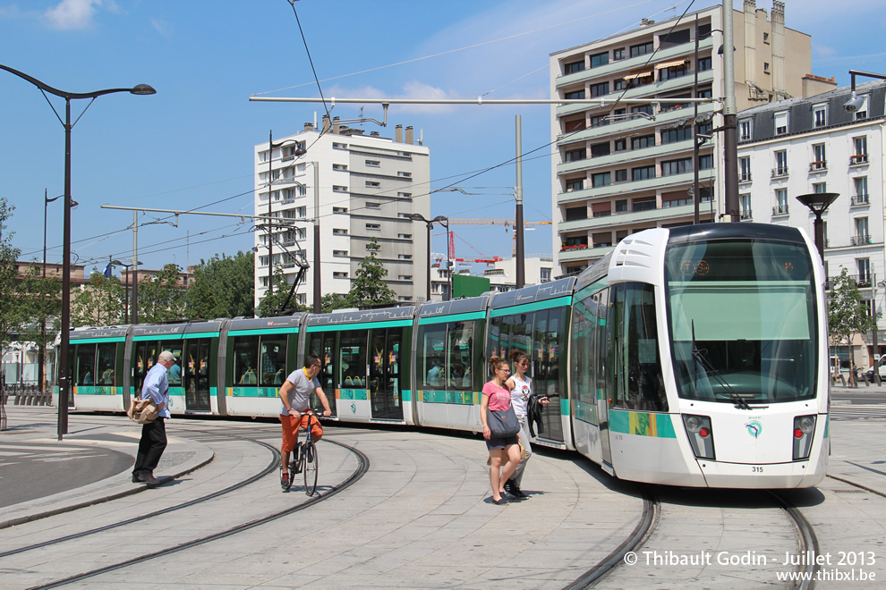 Tram 315 sur la ligne T3a (RATP) à Porte de Vincennes (Paris)