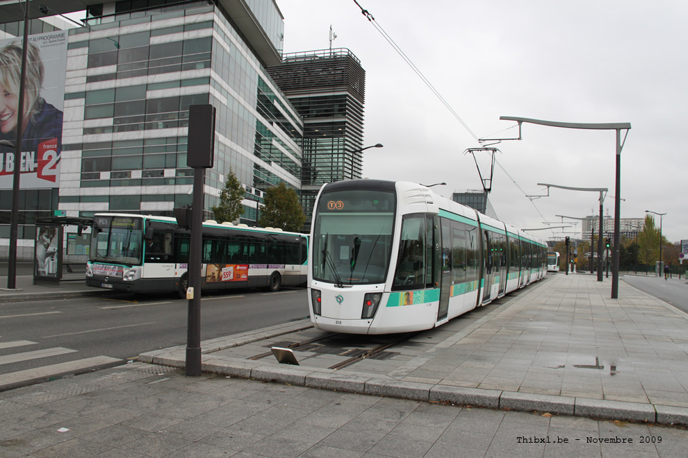 Tram 315 sur la ligne T3a (RATP) à Pont du Garigliano (Paris)