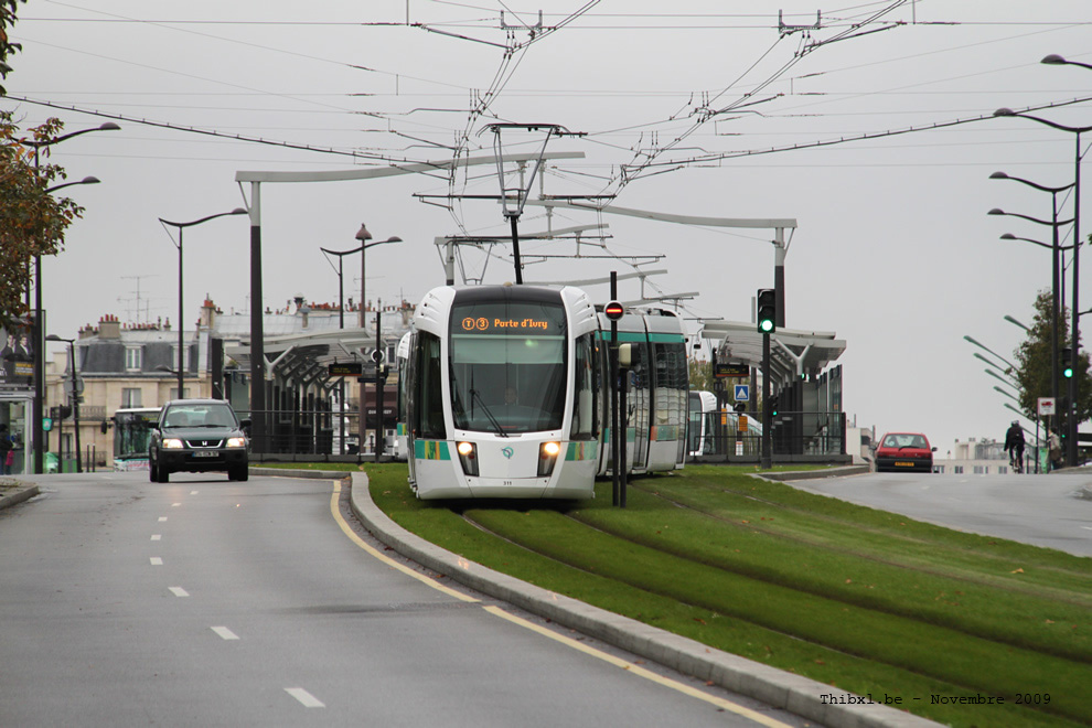 Tram 315 sur la ligne T3a (RATP) à Pont du Garigliano (Paris)