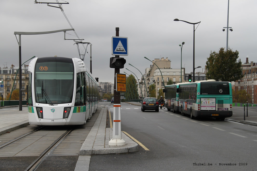 Tram 315 sur la ligne T3a (RATP) à Pont du Garigliano (Paris)