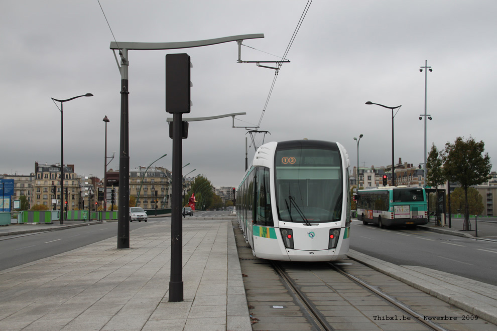 Tram 315 sur la ligne T3a (RATP) à Pont du Garigliano (Paris)