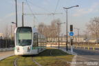 Tram 336 sur la ligne T3b (RATP) à Ella Fitzgerald - Grands Moulins de Pantin (Paris)