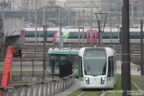 Tram 334 sur la ligne T3b (RATP) à Ella Fitzgerald - Grands Moulins de Pantin (Paris)