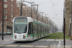 Tram 340 sur la ligne T3b (RATP) à Colette Besson (Paris)