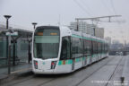 Tram 344 sur la ligne T3b (RATP) à Porte de la Chapelle (Paris)