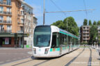 Tram 332 sur la ligne T3b (RATP) à Porte des Lilas (Paris)