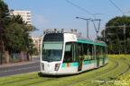 Tram 338 sur la ligne T3b (RATP) à Butte du Chapeau Rouge (Paris)