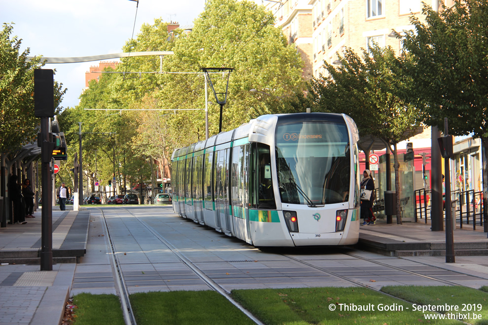 Tram 340 sur la ligne T3b (RATP) à Séverine (Paris)