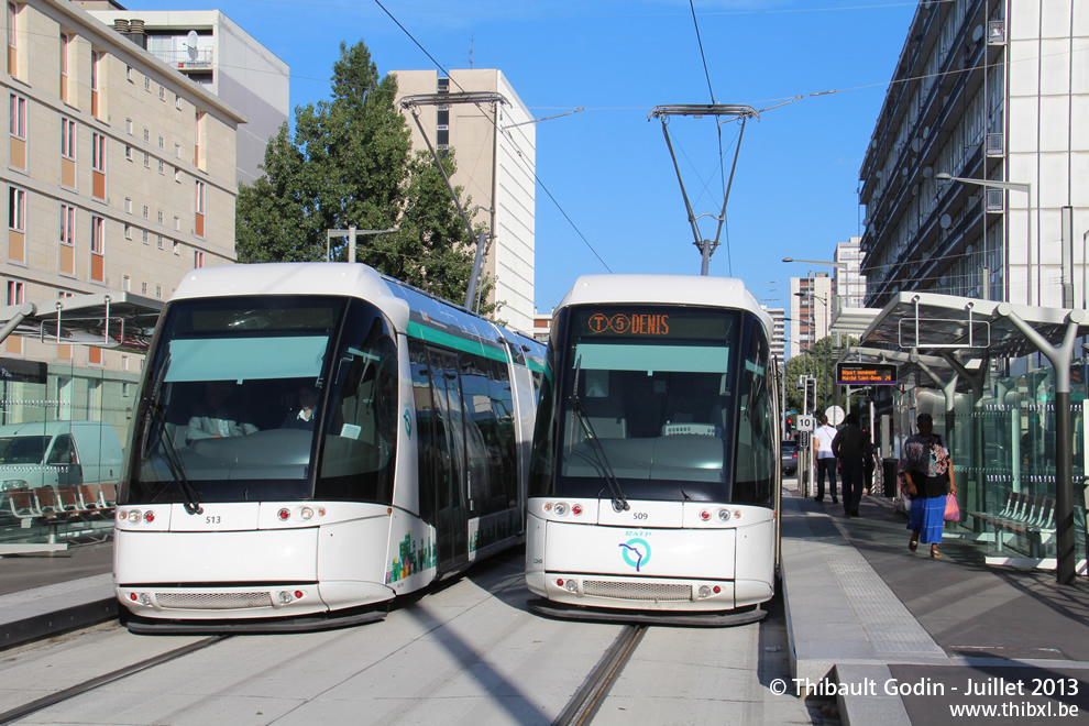 Trams 509 et 513 sur la ligne T5 (RATP) à Sarcelles
