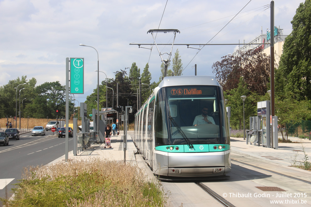 Tram 618 sur la ligne T6 (RATP) à Meudon