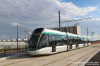 Tram 713 sur la ligne T7 (RATP) à Orly