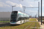 Tram 718 sur la ligne T7 (RATP) à Orly